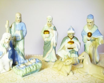 Ceramic Nativity Scene, Christmas Nativity with Baby Jesus, Mary, Joseph, and Wise Men, Nativity Porcelain Statues, Christian Nativity Scene