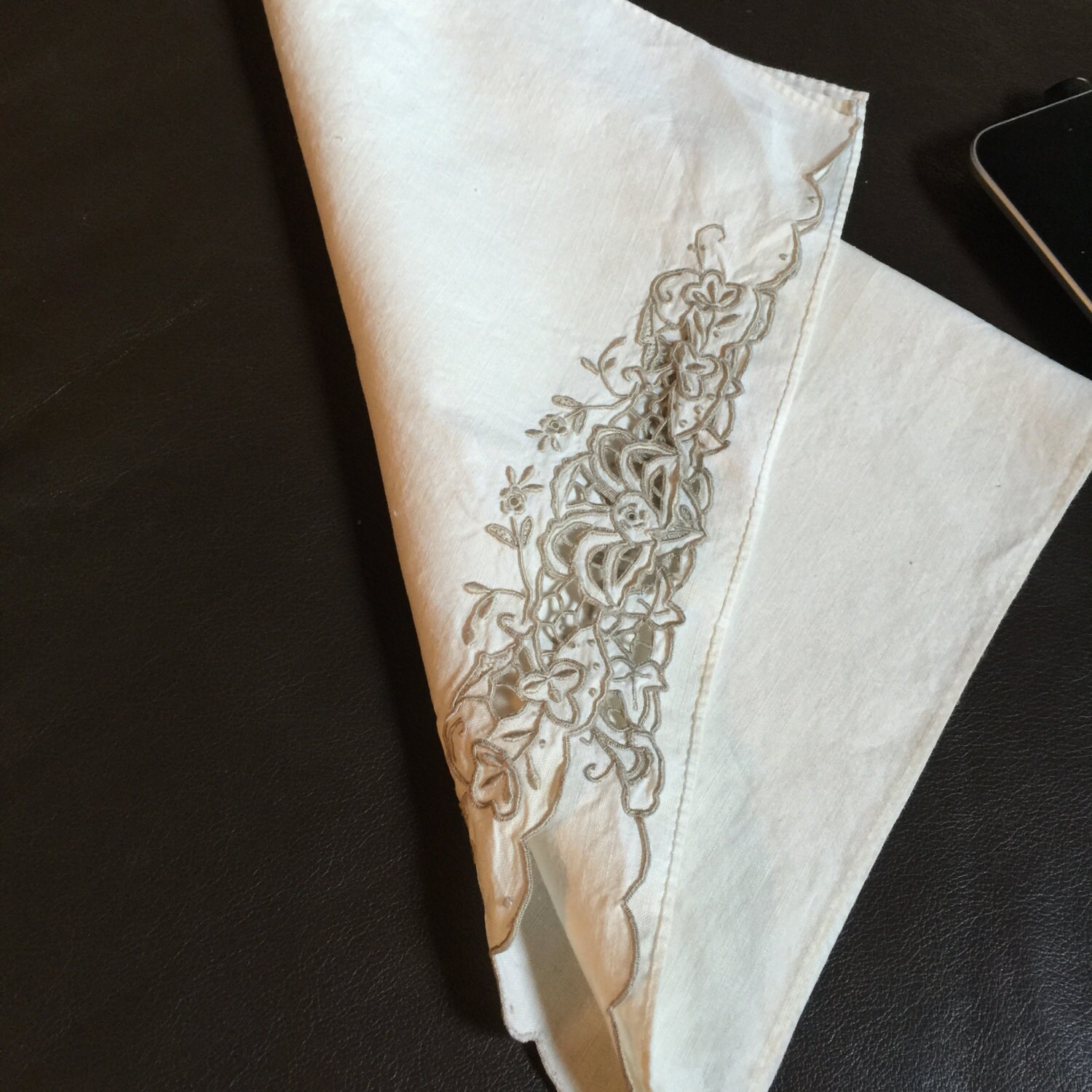 Linen Hand Towels Vintage Embroidered