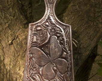 Butterfly carved cutting board, plain-relief wood-carving, wooden cutting board