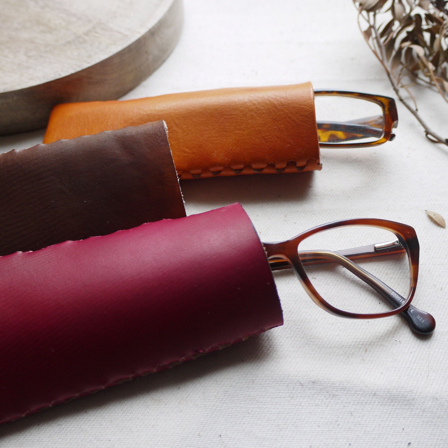 Leather glasses case. Reading glasses case. Glasses case