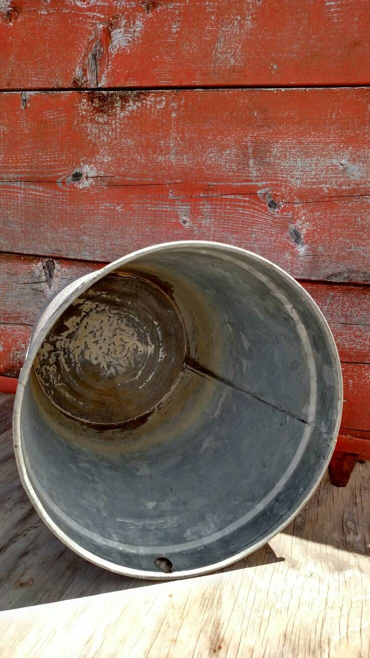 Vintage sap bucket galvanized sap bucket by RoesFamilyMaple