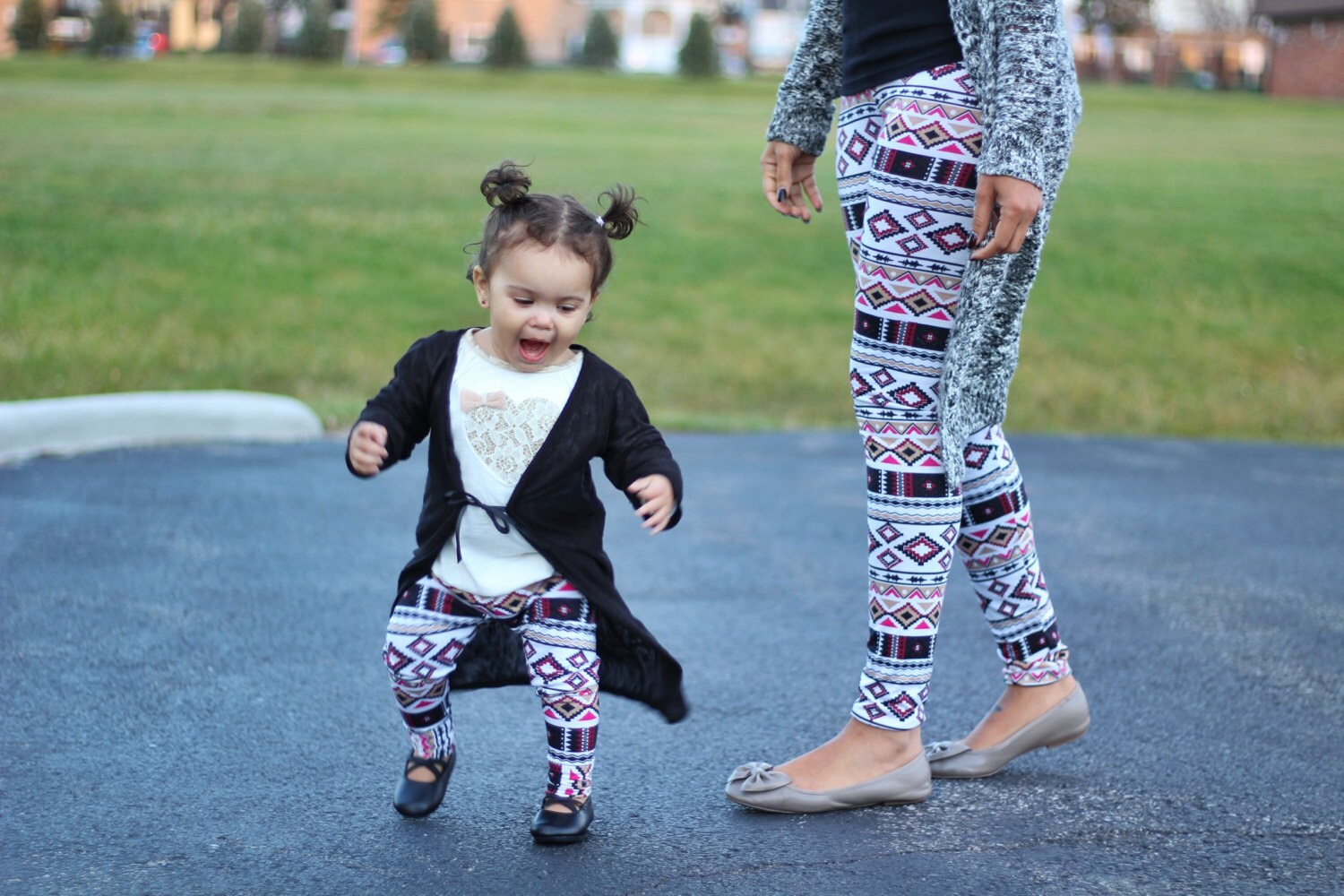 mother daughter legging outfits
