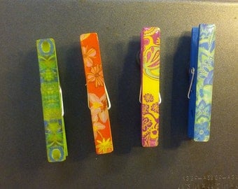 4 Brightly Colored Designed Clothes Pin Magnets