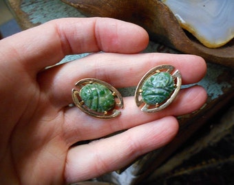 Vintage Green Carved Stone Cuff Links