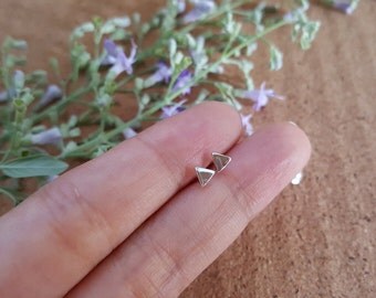 3 mm Small Triangle Earrings - Sterling Silver Earring - Jewelry Sliver Stud - Minimalist Earrings - Stud Earrings