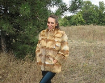 fur coat,fox fur coat. Handmade. A good coat.