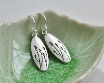 flower earrings, silver flower earrings, modern flower earrings, modern silver earrings
