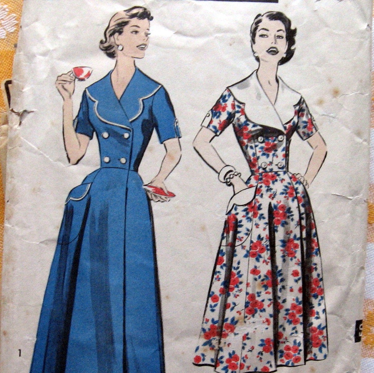1950s Vintage Womens Robe Pattern In Ankle Or Short Length