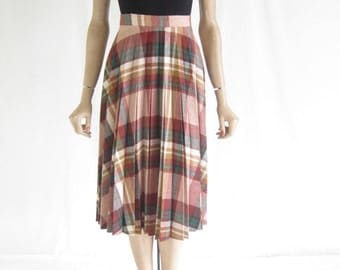 Vintage 70's NWT Pleated Plaid High Waist Skirt. Size X Small