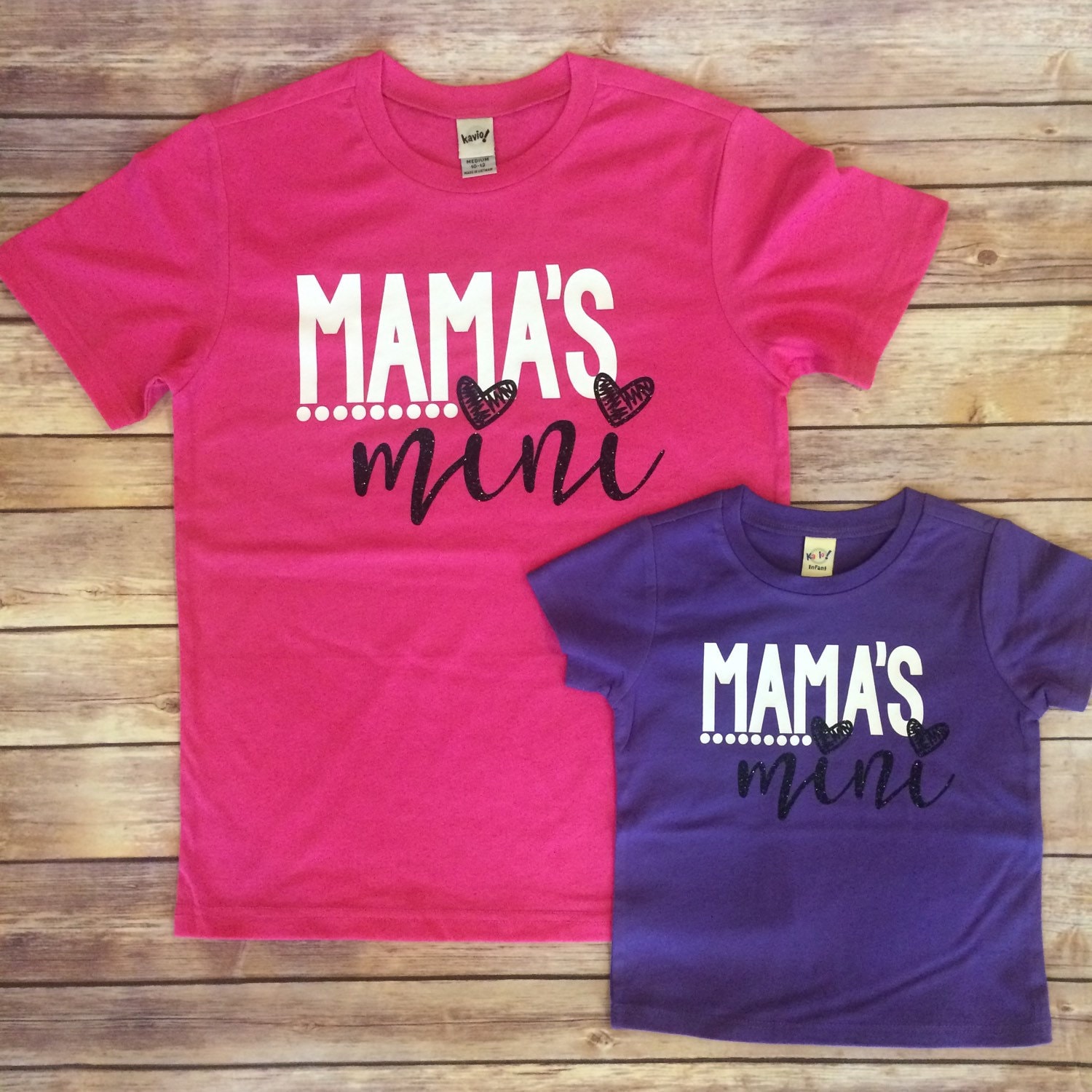 Mama's mini Kids Glitter Shirt Funny kids shirt Baby by LivieRaes