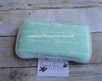 READY TO SHIP, Mint and White Small Arrows Travel Baby Wipe Case, Personalized Wipecase, Diaper Wipe Case, Tribal Arrows, Baby Shower Gift