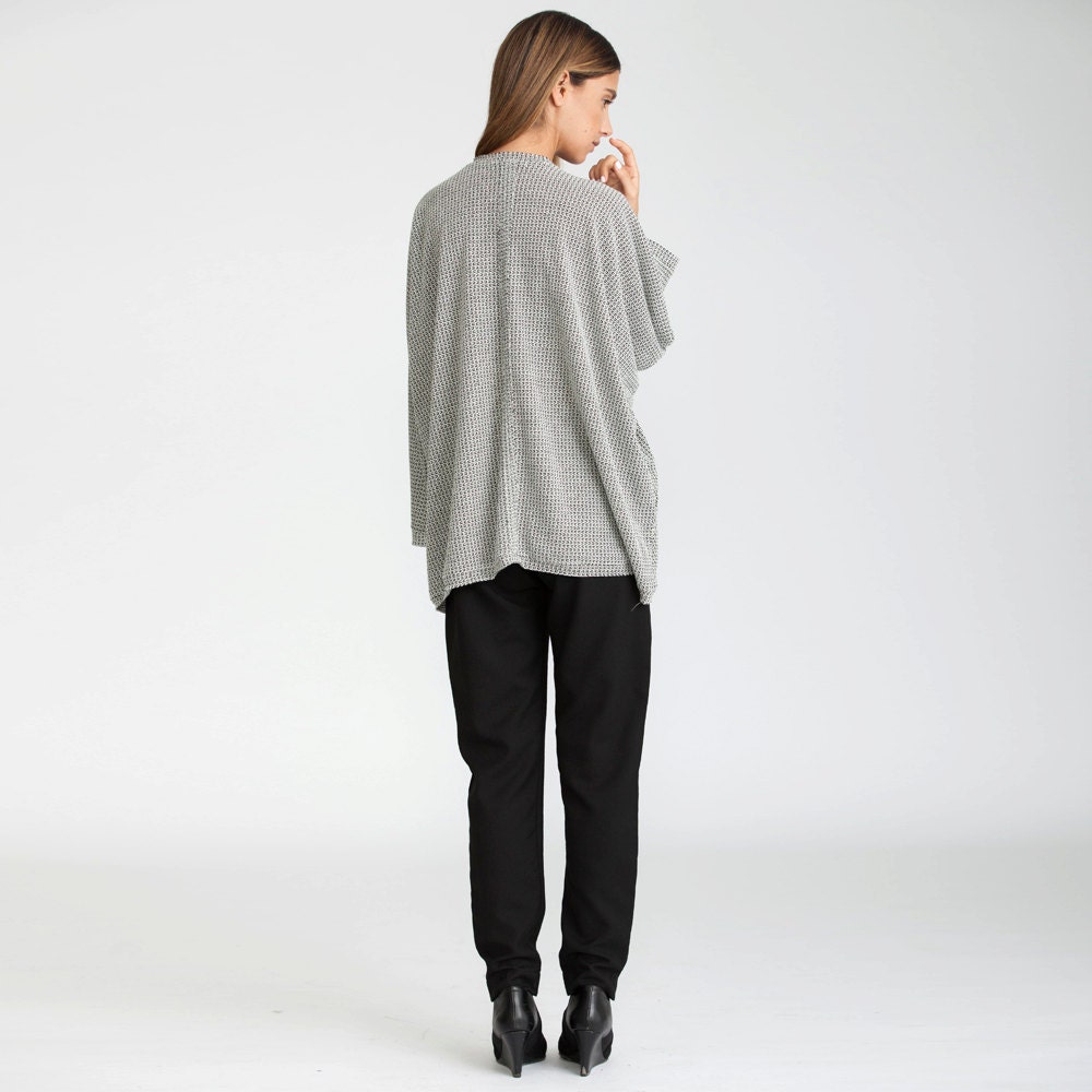 Oversized sweater black and white women sweater Knit