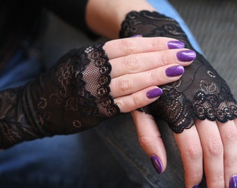 Lace Gloves in Black, stretch lace, fingerless lace gloves, Bride, bridesmaid, gift for her. Ready to ship.