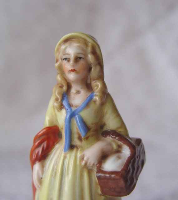 royal doulton little nell figurine