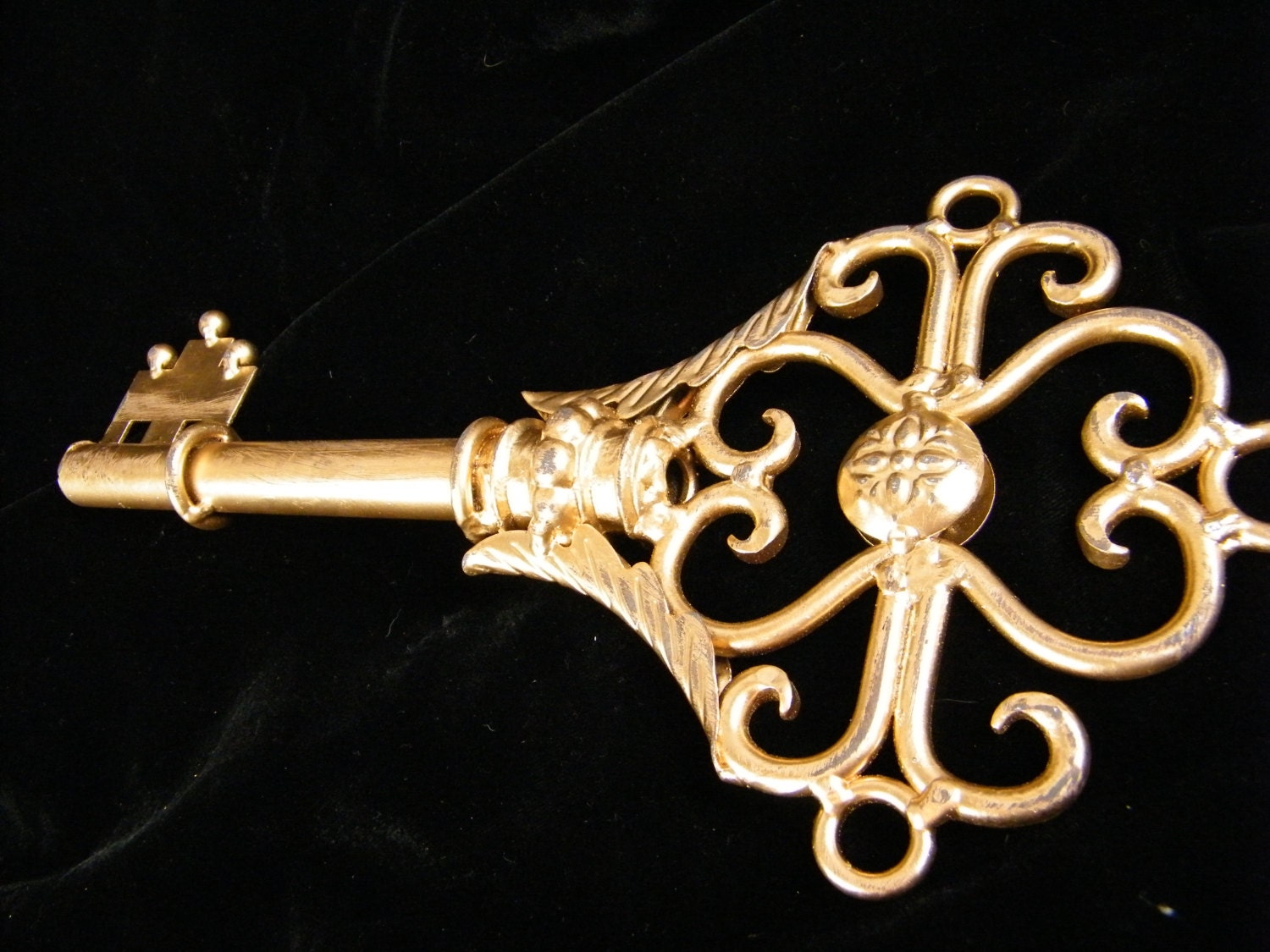 Skeleton Key Wall Art Metal Housewarming Gift by MorrellDecor