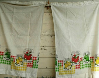 Kitsch Vintage Kitchen Double Cafe Curtain - Vintage Window Valances, Double Curtains, Kitchen Curtains, 1970s Fruit Curtain + Linen Decor