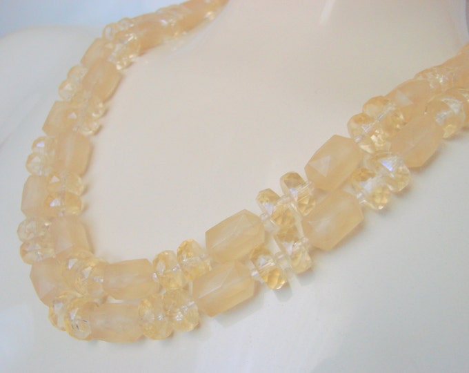 50s Austria Honey Amber Translucent Lucite Bead Necklace / Mid Century Vintage / Jewelry / Jewellery