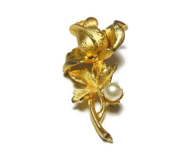 FREE SHIPPING Rosebud brooch, gold plated brushed gold rose bud on stem with leaves and a faux pearl