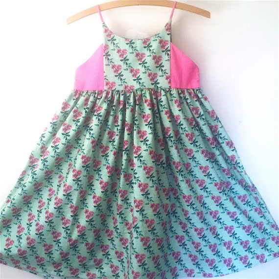 Girls Sundress in Pink and Green for size 8 / 10 Cotton Floral