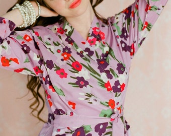 Sweet Lavender. Ready-made. Cotton knee length kimono robe or dressing gown. Bridal robe. Bridesmaids robes. Unlined.