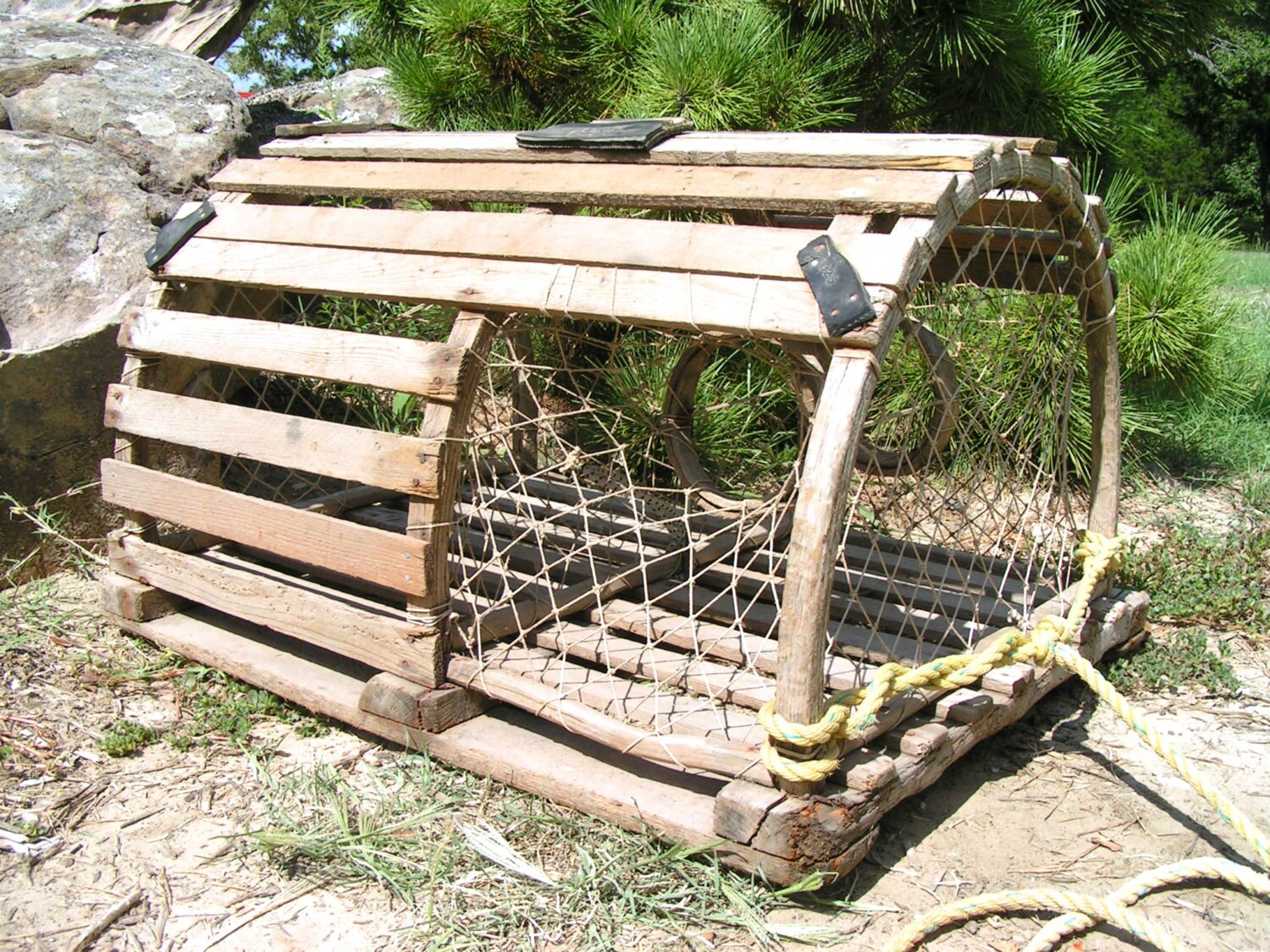 LARGE Primitive Wooden Maine retired Lobster fishing Trap