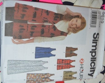 Simplicity 9819 Misses Lined and unlined Vests Sewing Pattern - UNCUT - Sizes Xs S M