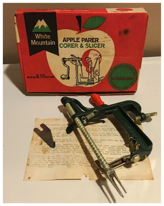 Vintage 1960's White Mountain Apple Peeler Corer & Slicer