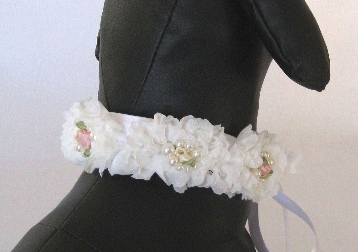 Dog Wedding Necklace White Flower Dog Collar Dog