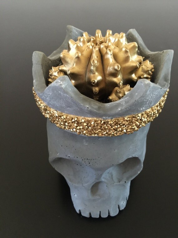 PeaboSkull/Crown/Brain Combo V.1 - Cement