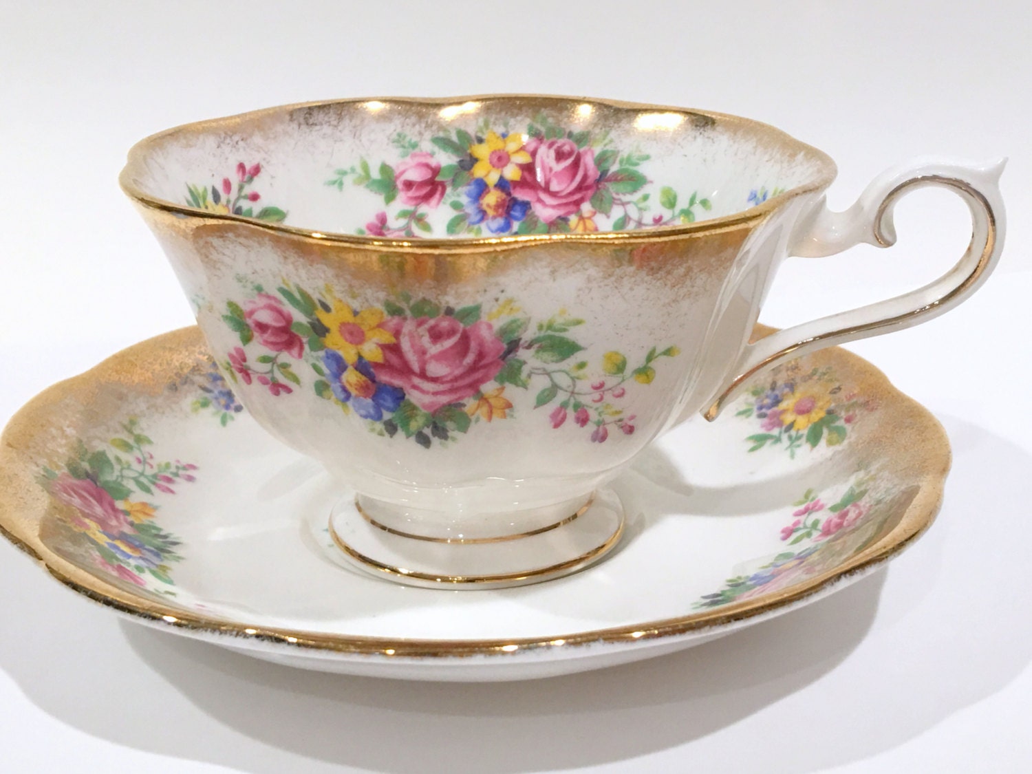 Royal Albert Tea Cup and Saucer, Antique Teacup, Floral Tea Cups, Tea ...