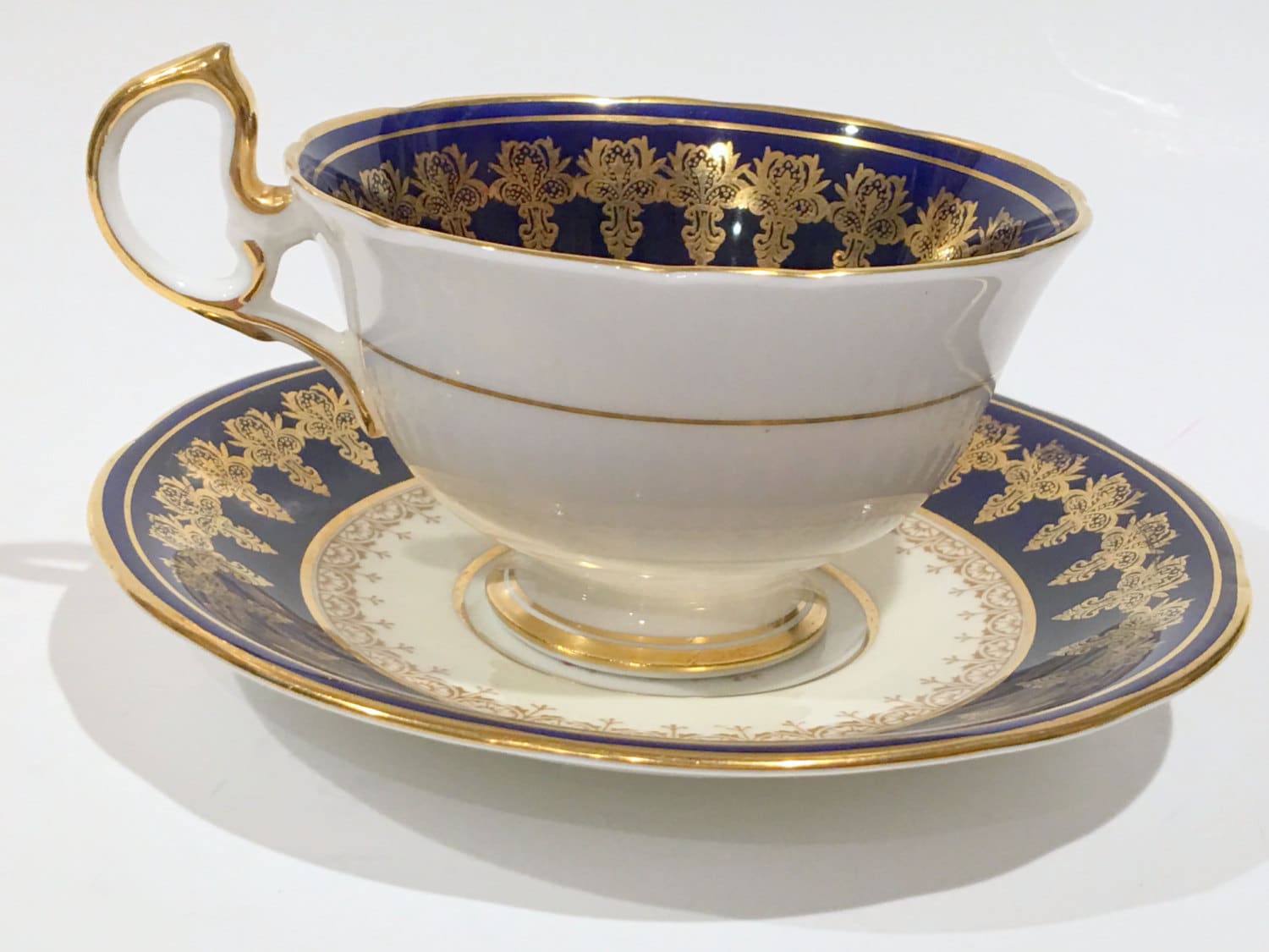 English Fine Bone China Aynsley