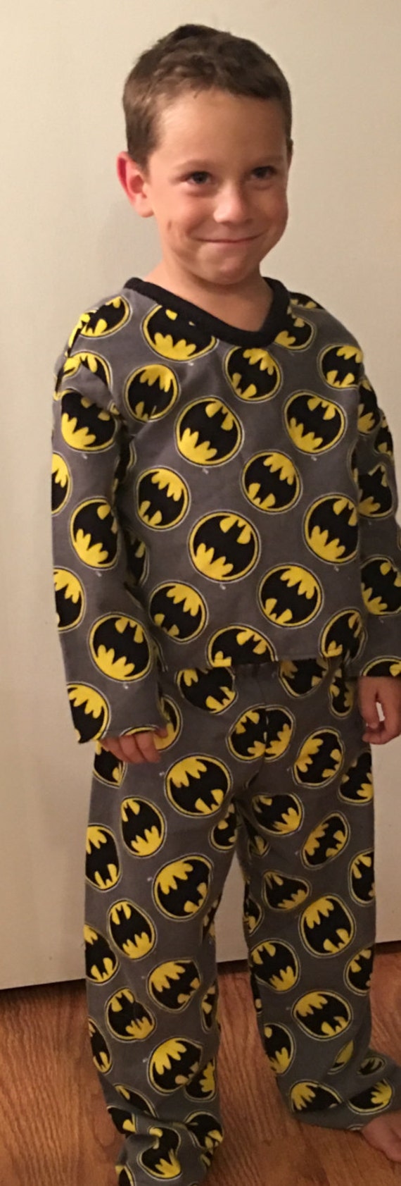 Batman pajamas/Batman flannel pajamas/boys pajamas/boys flannel pajamas/boys Batman pajamas/boys gift/Batman gift/gift for boy