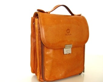 Vintage Leather Bag.