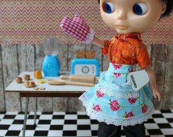 Doll Apron Oven Mitt Incl. Bread Cheese Toaster Blender for Barbie Blythe Pullip Makie kitchen utensils