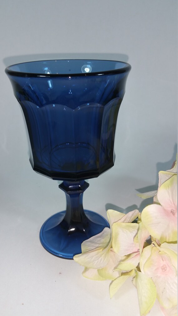 Blue Vintage Wine Glasses Dark Blue