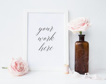 Frame mockup - Stock photography - Psd with a smart object included + High res Jpeg - Perfect for wedding, prints, calligraphy, lettering...