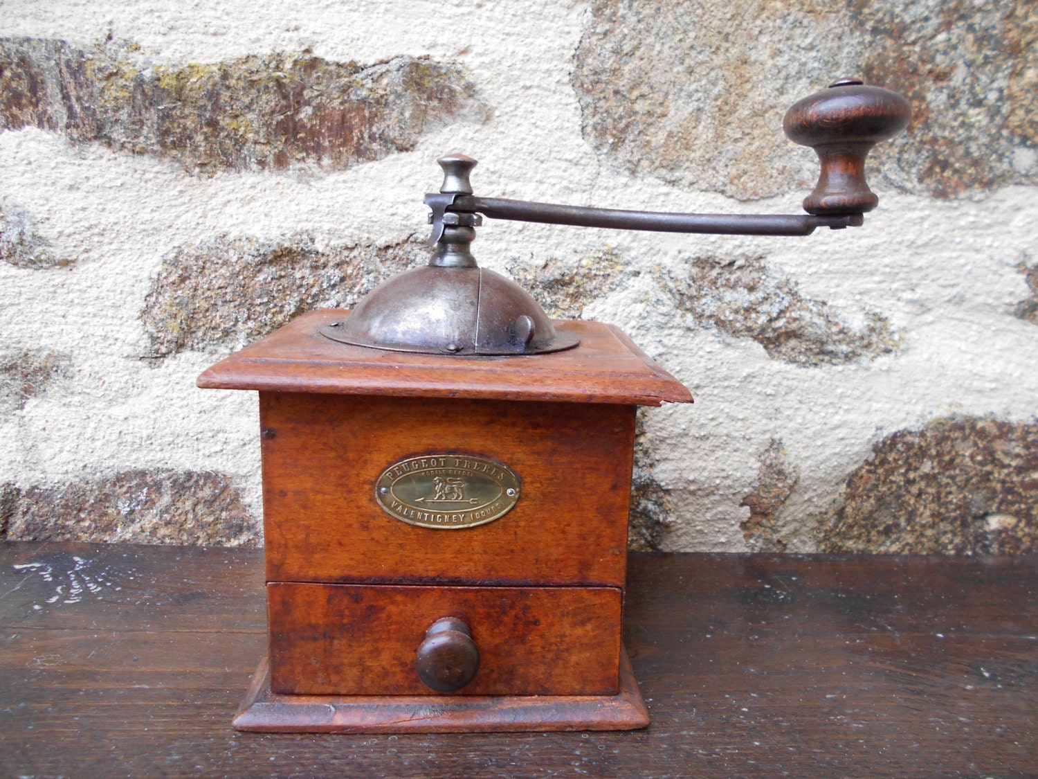 Vintage Coffee Grinder Peugeot Frères Natural Wood/Black