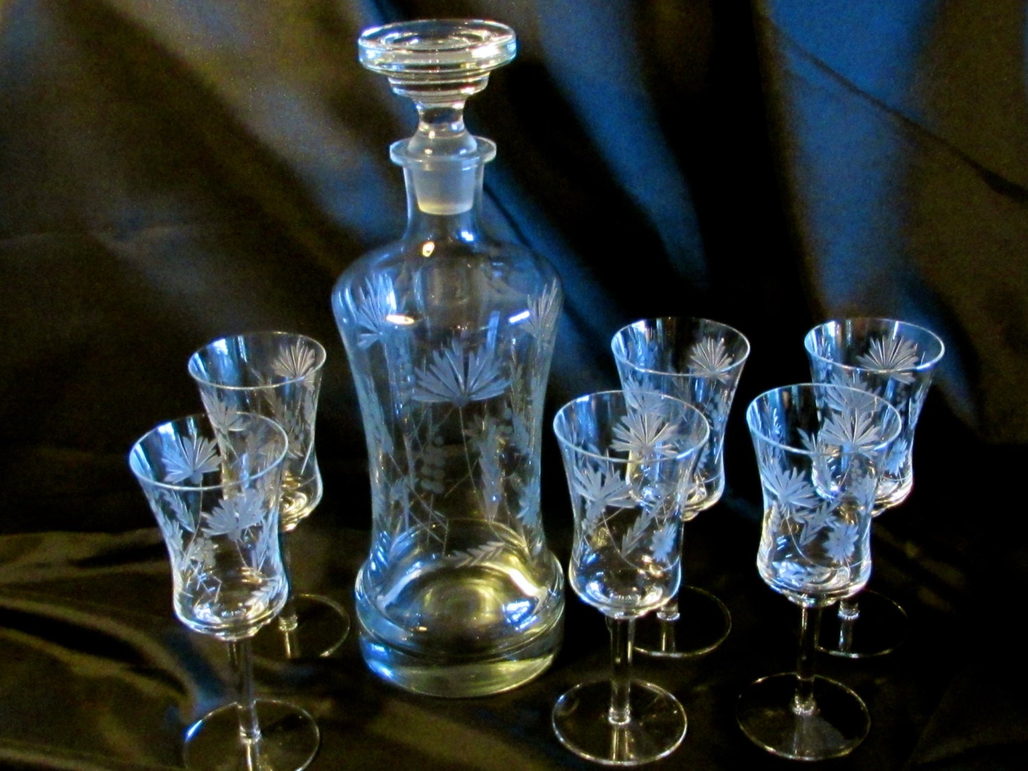7 Pc Etched Crystal Decanter Set Vintage Liquor Decanter and