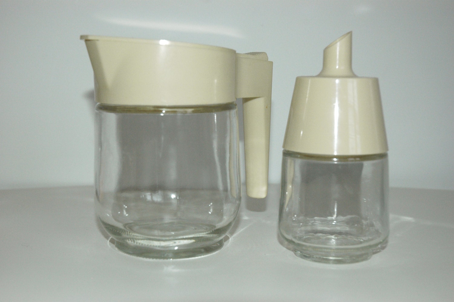 Vintage Gemco creamer and sugar dispenser.