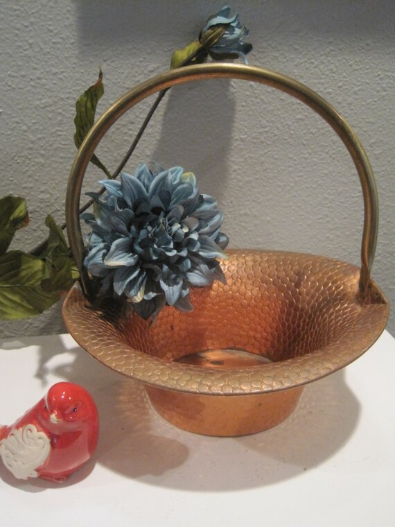 Mid Century Copper Basket With Brass HandleCoppercraft