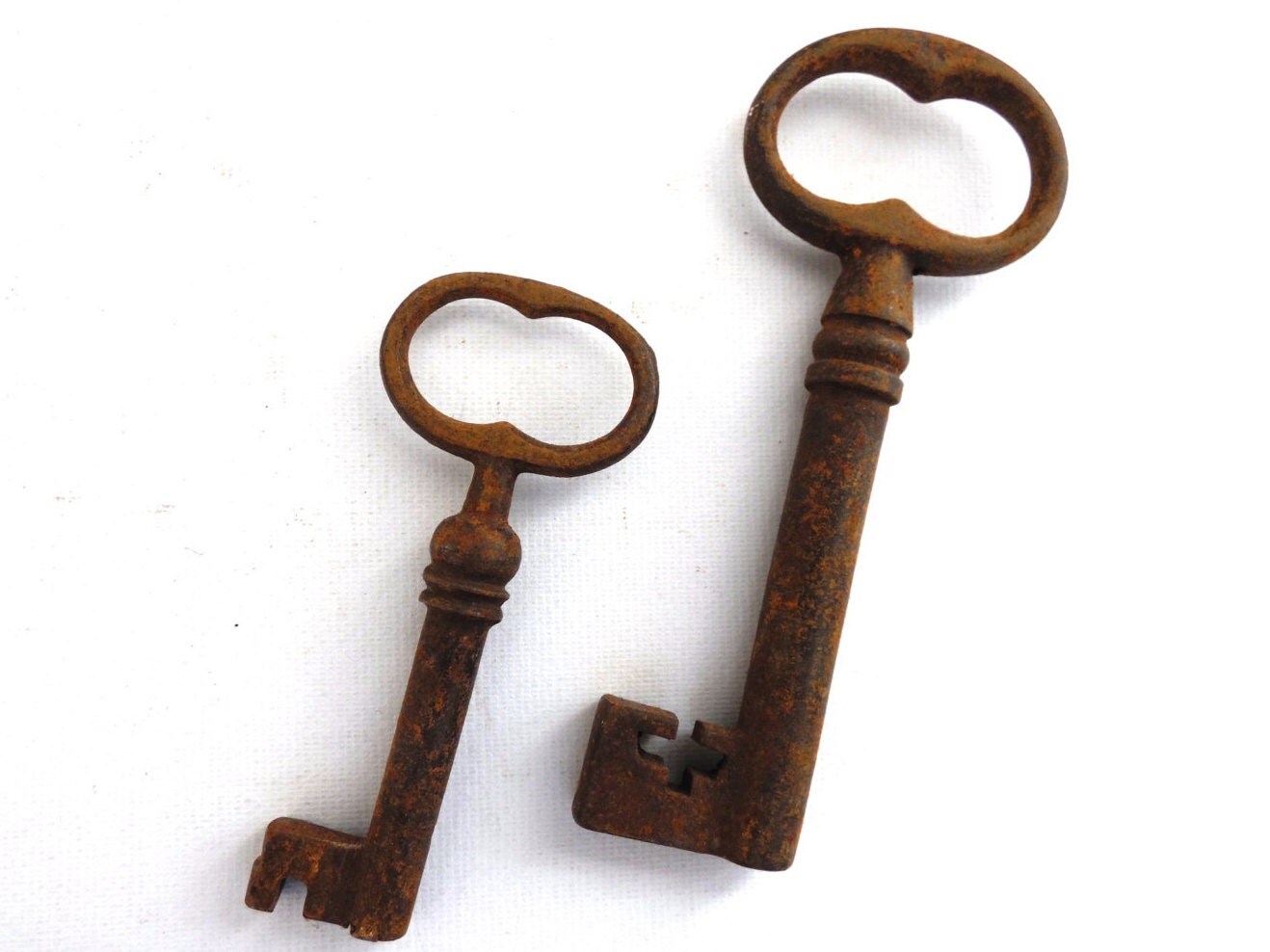Set of 2 Antique Skeleton Keys. Beautiful antique metal keys