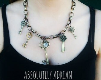 Statement Necklace / Skeleton Key Necklace / Skeleton Key / Charm Necklace / Antique Necklace / Gifts For Her / Vintage style necklace / Key