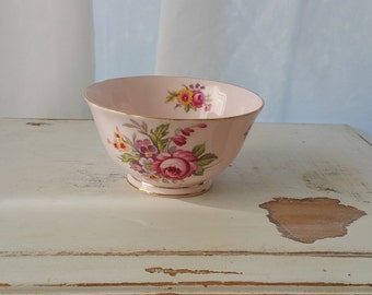 Tuscan Fine English Bone China Sugar Bowl "Montrose" Design Pink