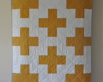 Mustard and White Plus Quilt, Plus Crib Quilt, Mustard and White Crib Quilt, Modern Crib Quilt, Modern Plus Quilt