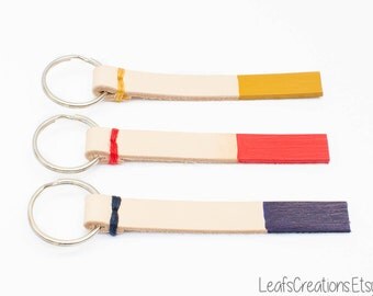 Personalized leather keychain dipped - Choose your color and text