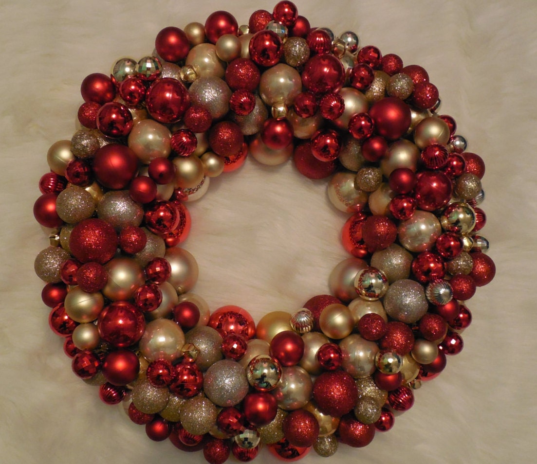 Christmas Bulb Wreath Christmas Wreath red and gold