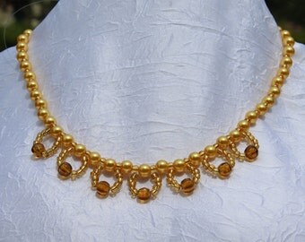 Necklace pearls and beads