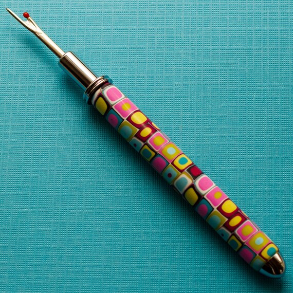 Fancy Seam Ripper in Seaside Retro