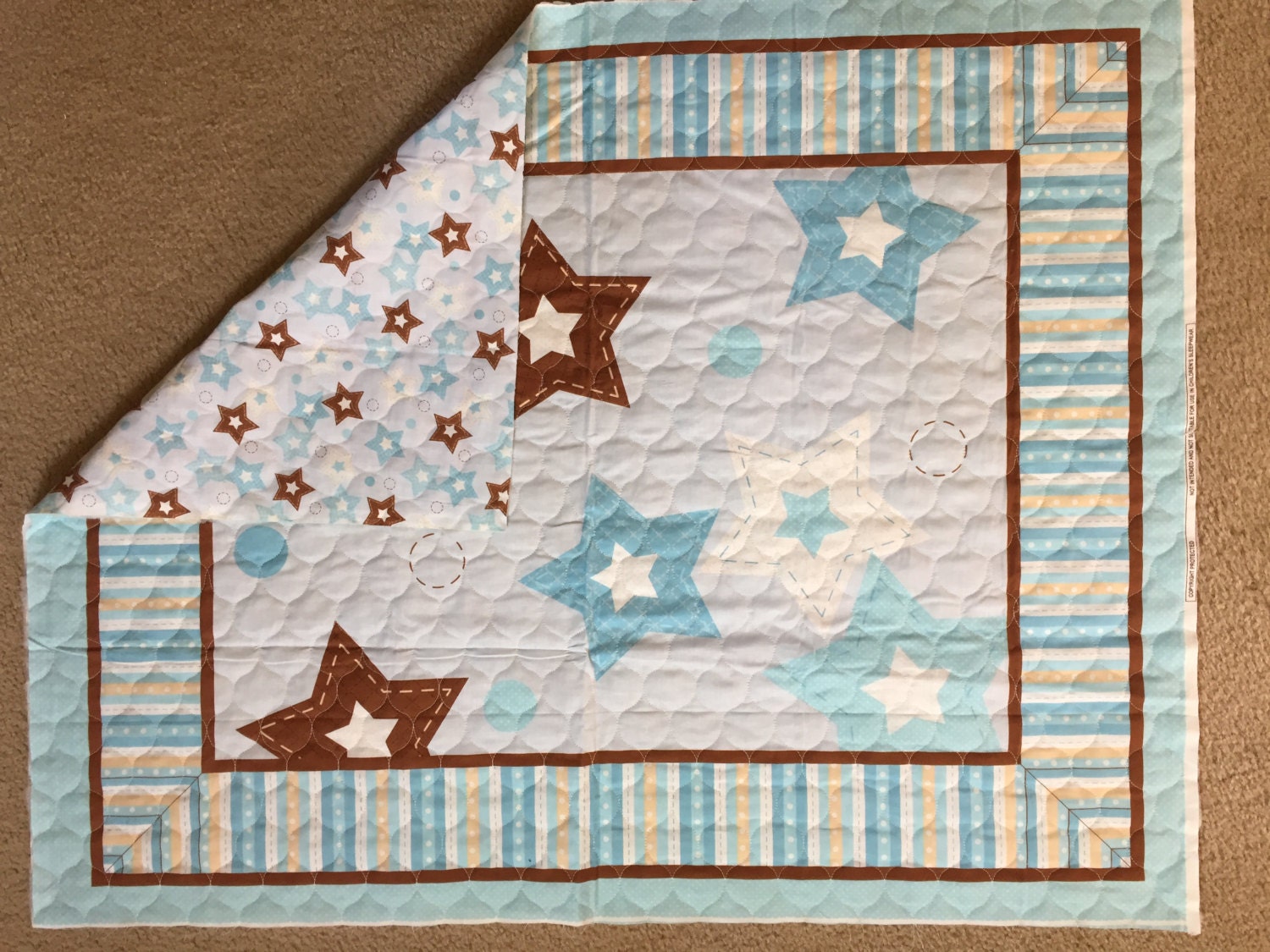 Cute Reversible Baby PreQuilted Quilt Top Fabric 4000 Last