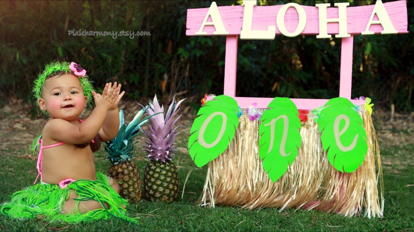 Baby Girl or Toddler Hawaiian HULA Grass Skirt by pixieharmony